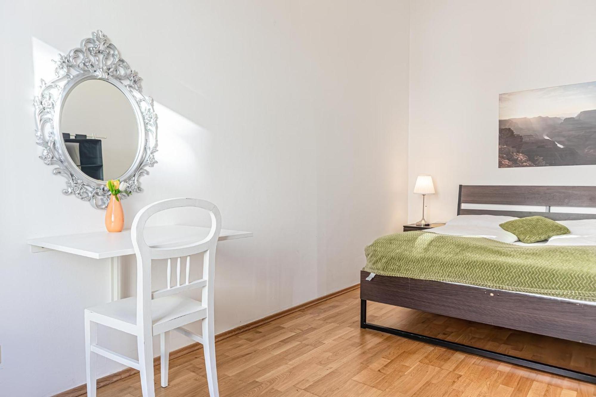 Elegance 2 Bedroom At Vienna's Vibrant Center Appartement *