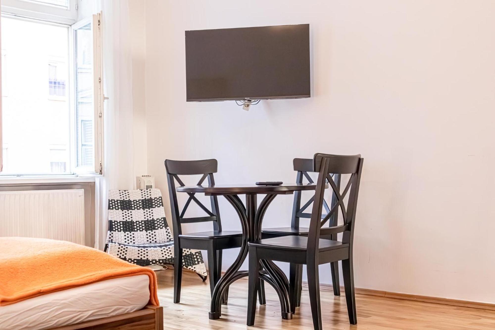 Elegance 2 Bedroom At Vienna's Vibrant Center * Wenen